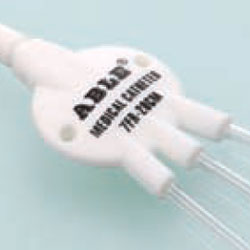 Soft hub central venous catheter