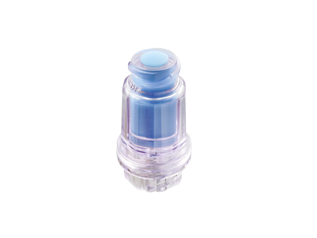 Negative pressure needle free connector